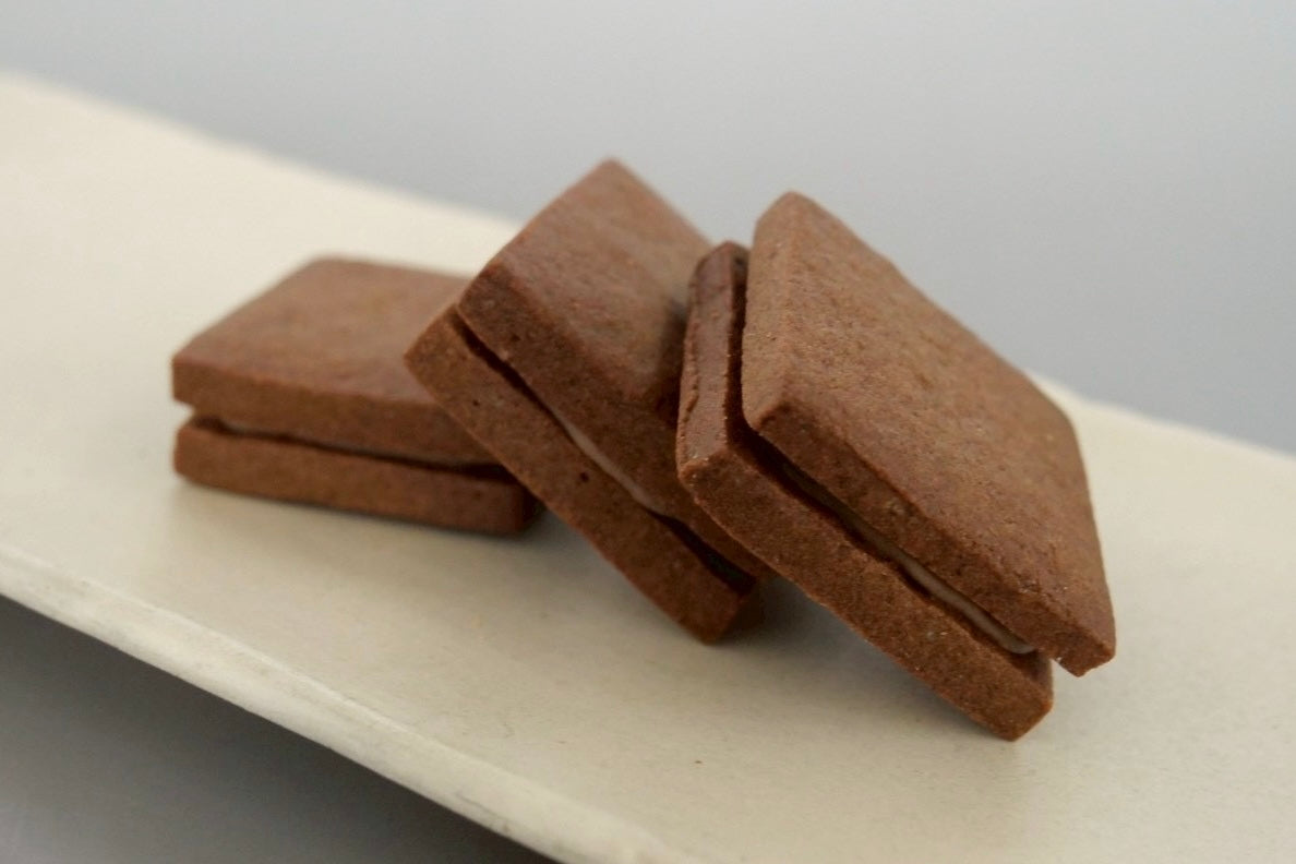 玄米クッキーチョコサンドBOX