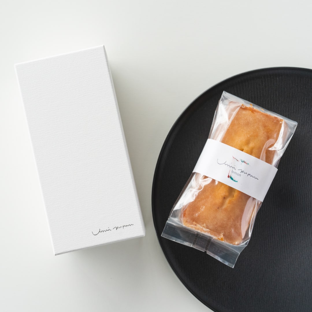 れもんチーズケーキ 15cm(専用ギフトBOX入)