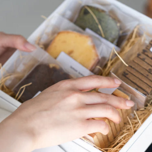 大切な人へ<br>無垢なお菓子の贈り物